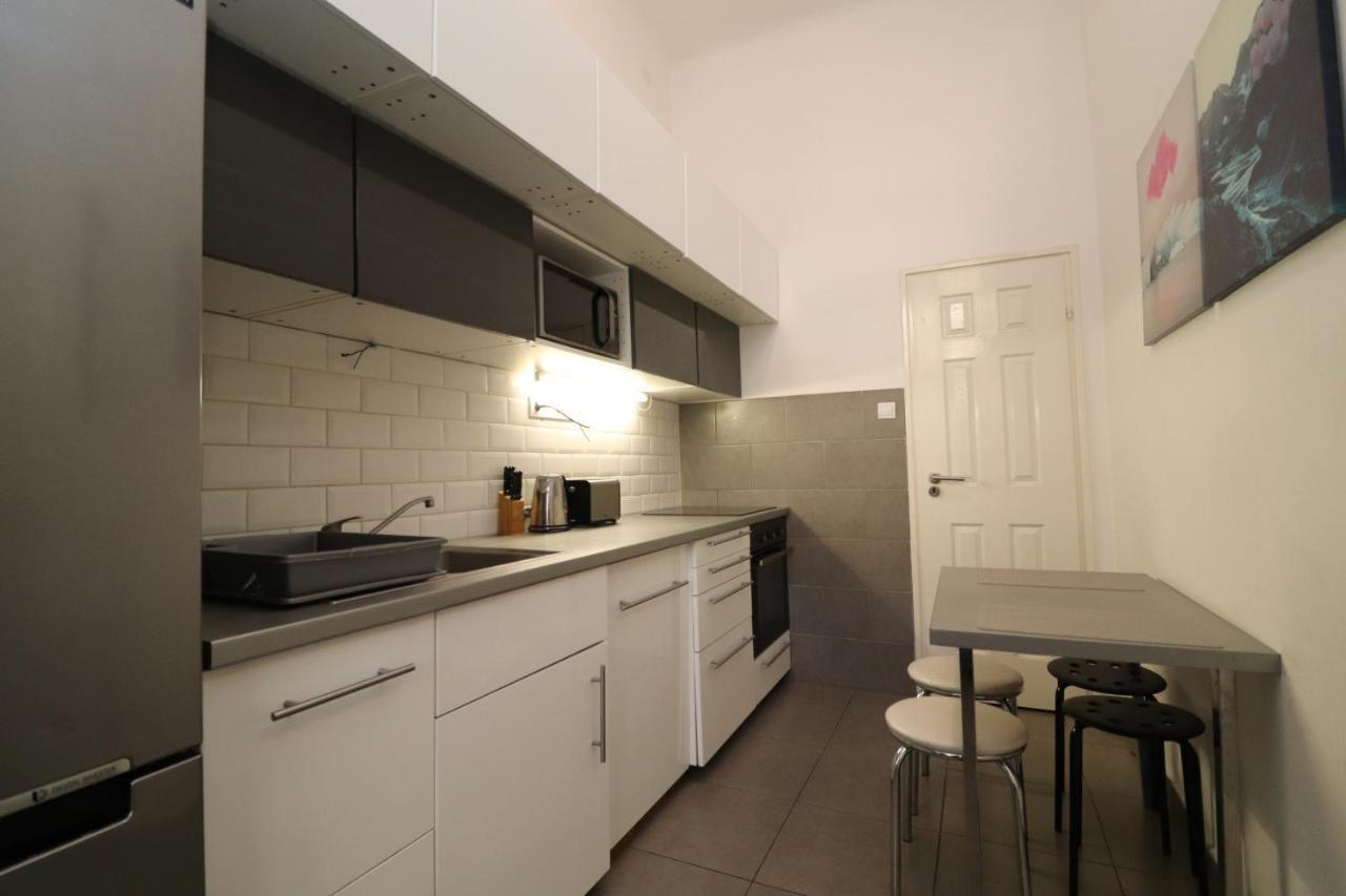 Broadway Downtown Deluxe Budapest Esterno foto